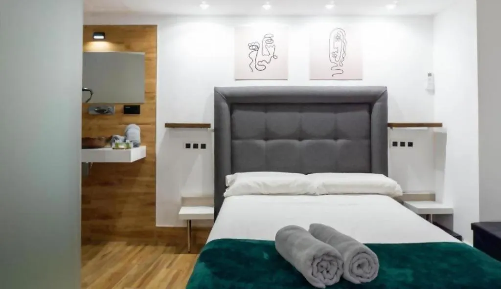 Ilustre Rooms Málaga 0*,