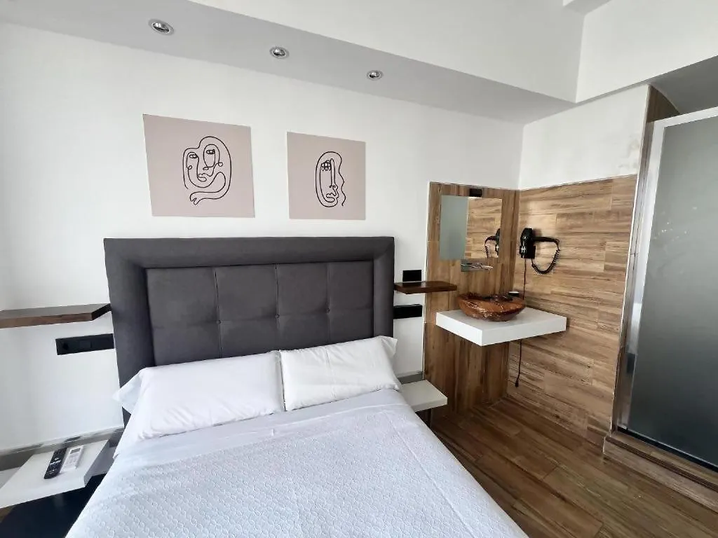 Ilustre Rooms Malaga Bed & Breakfast